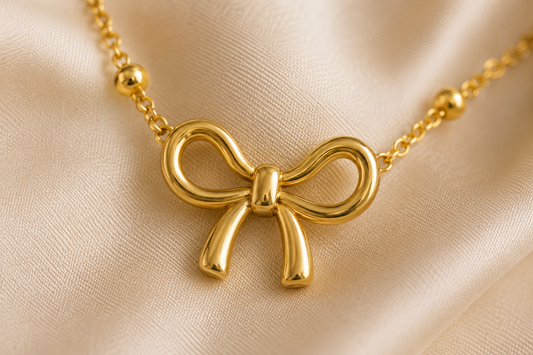 The Chérie Bow Necklace