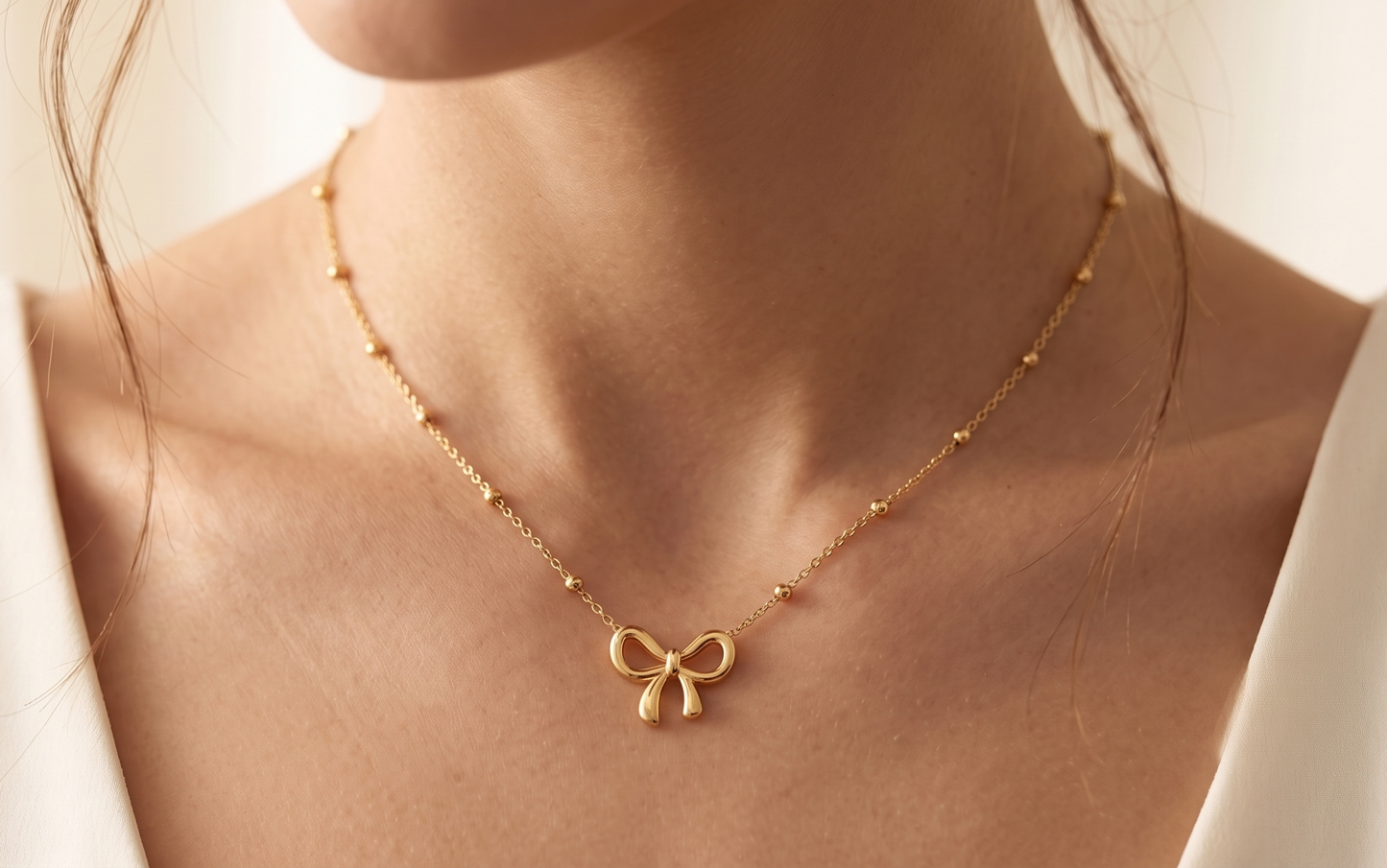 The Chérie Bow Necklace